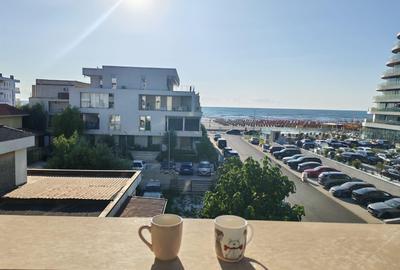 Apartament cu 3 camere decomandat în Nord