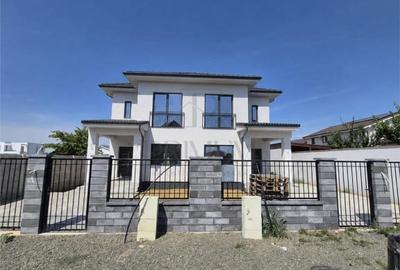 Casă cu 5 camere cu Teren 375 Mp în Moșnița Nouă