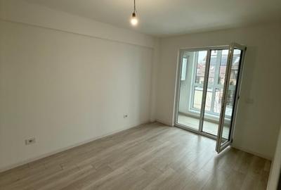 Apartament cu 2 camere decomandat în Valea Lupului - 2