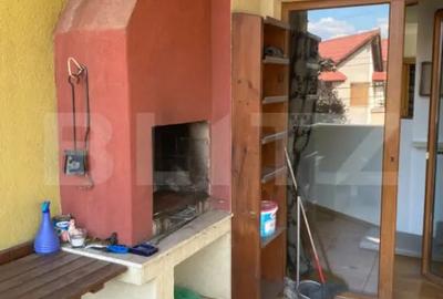 Apartament cu 3 camere decomandat în Dumbrăvița