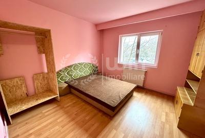Apartament cu 2 camere decomandat în Plopilor - 1