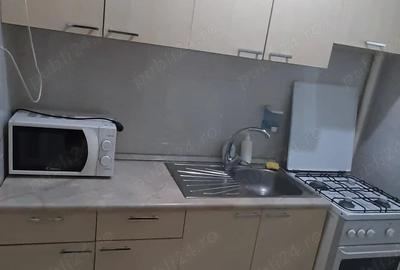 Garsonieră semidecomandată în Titan