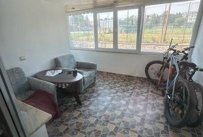 Apartament cu 3 camere decomandat în Craiovei - 5