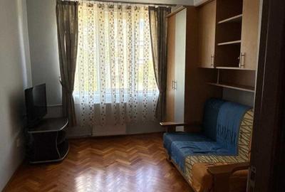 Apartament cu 4 camere semidecomandat în Nufărul - 7