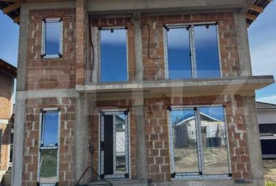 Casă cu 4 camere cu Teren 377 Mp în Cetate - 2