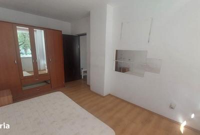Apartament cu 2 camere semidecomandat în Horea