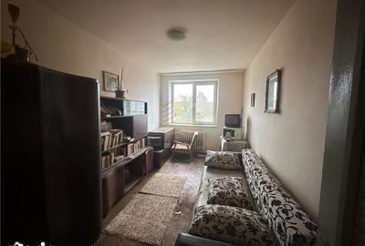 Apartament cu 3 camere decomandat în Independenței - 3