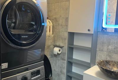 Apartament cu 3 camere decomandat în Central - 1