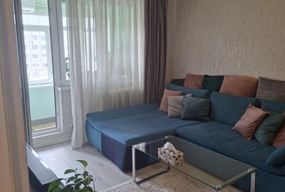 Apartament cu 2 camere decomandat, mobilat în Sălăjan