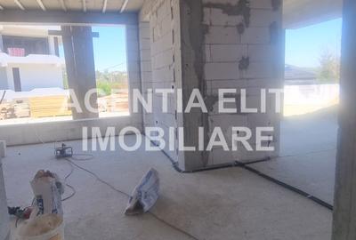 Casă cu 3 camere cu Canalizare în Central - 6