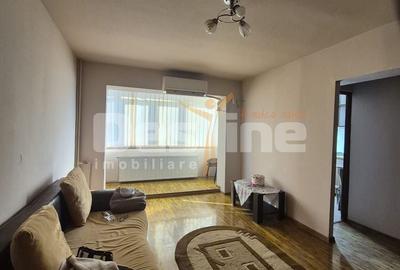 Garsonieră decomandată în B-dul București