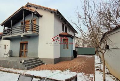 Casă cu 4 camere cu Canalizare în Central - 4