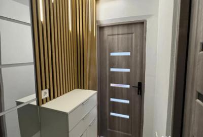 Apartament cu 2 camere semidecomandat, mobilat în Central - 2