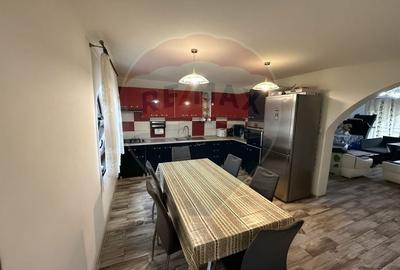 Casă cu 5 camere cu Teren 6117 Mp în Voislova - 8