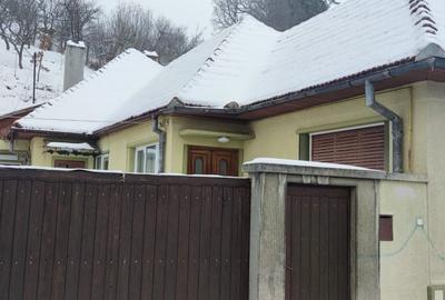 Casă individuală cu 3 camere cu Canalizare în Electroprecizia - 1