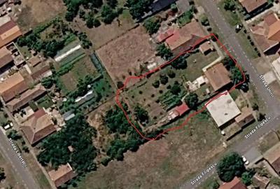Casă cu Teren 1080 Mp în Central