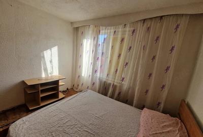 Apartament cu 3 camere decomandat în Buduș - 3