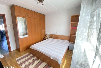 Apartament cu 3 camere decomandat, mobilat în 13 Septembrie - 3
