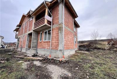 Duplex cu 5 camere cu Canalizare în Cisnădie - 10