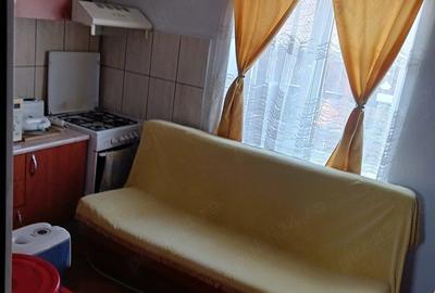 Casă cu Teren 462 Mp în Cetate - 3