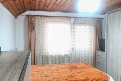 Casă cu 4 camere în Central