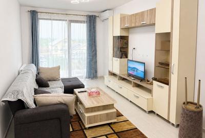 Apartament cu 2 camere decomandat, mobilat în Republicii