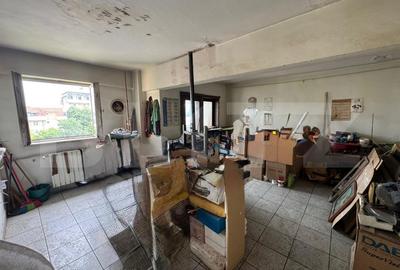 Apartament cu 2 camere decomandat în Lăpuș