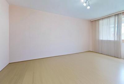 Apartament cu 3 camere decomandat în Pantelimon