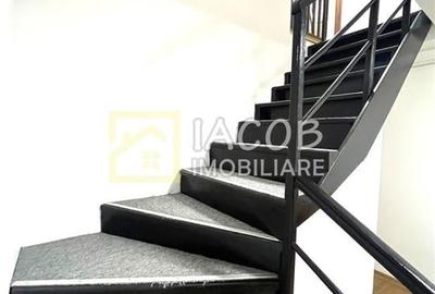 Birou, de 180 mp, în 9 Mai - 12