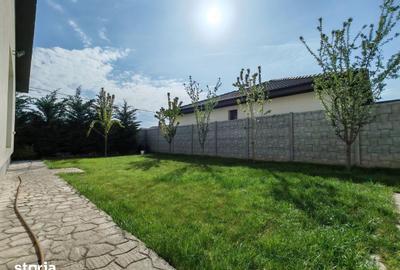 Casă cu 4 camere cu Teren 410 Mp în Central
