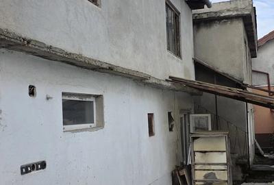 Casă cu 3 camere cu Teren 351 Mp în Exterior Vest