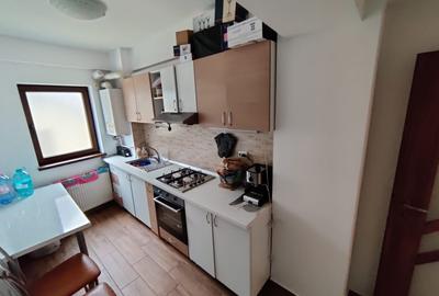 Apartament cu 2 camere decomandat în Palat - 3