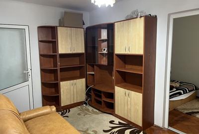Apartament cu 2 camere semidecomandat în Exterior Vest