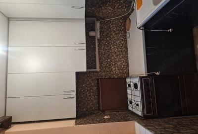 Apartament cu 2 camere semidecomandat în Rogerius