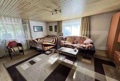 Casă cu 2 camere cu Teren 7300 Mp în Central