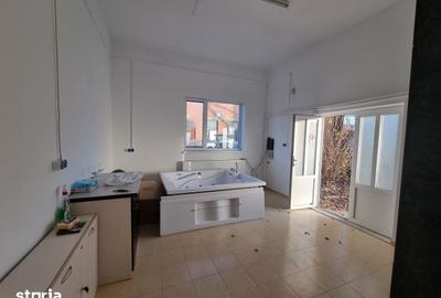 Spațiu comercial, de 114 mp, în Zona industrială - 4