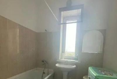 Apartament cu 2 camere în Aradului