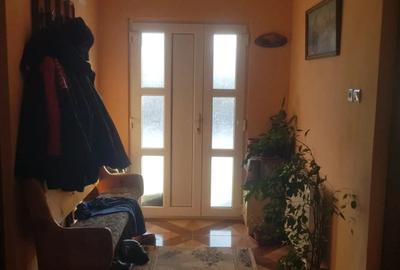 Casă cu 4 camere în Iecea Mare - 5