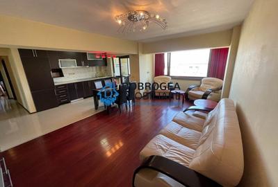 Apartament cu 3 camere decomandat, mobilat în Central