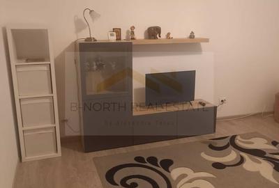 Apartament cu 2 camere decomandat, mobilat în Central