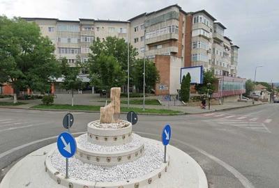 Apartament cu 3 camere decomandat în Drăgășani - 3
