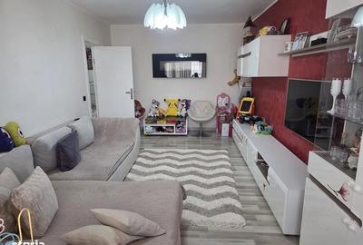 Apartament cu 3 camere decomandat în Progresul