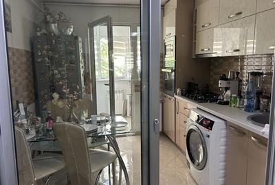 Apartament cu 3 camere semidecomandat în Crângași - 6