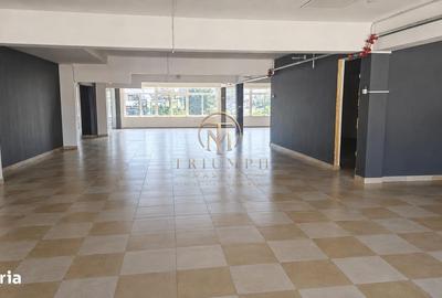 Spațiu comercial, de 600 mp, în Central