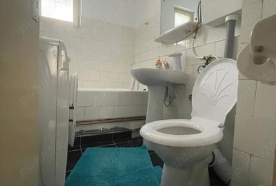 Apartament cu 3 camere decomandat în 1 Mai - 10