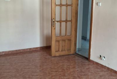 Apartament cu 3 camere decomandat în Brăilei