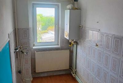 Apartament cu 2 camere semidecomandat în Calea Galați - 4