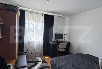 Apartament cu 3 camere decomandat în 1 Mai