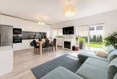 Duplex cu 5 camere cu Canalizare în Florești - 1