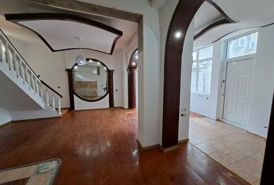 Casă cu 4 camere cu Teren 145 Mp în Calea Călărașilor - 11